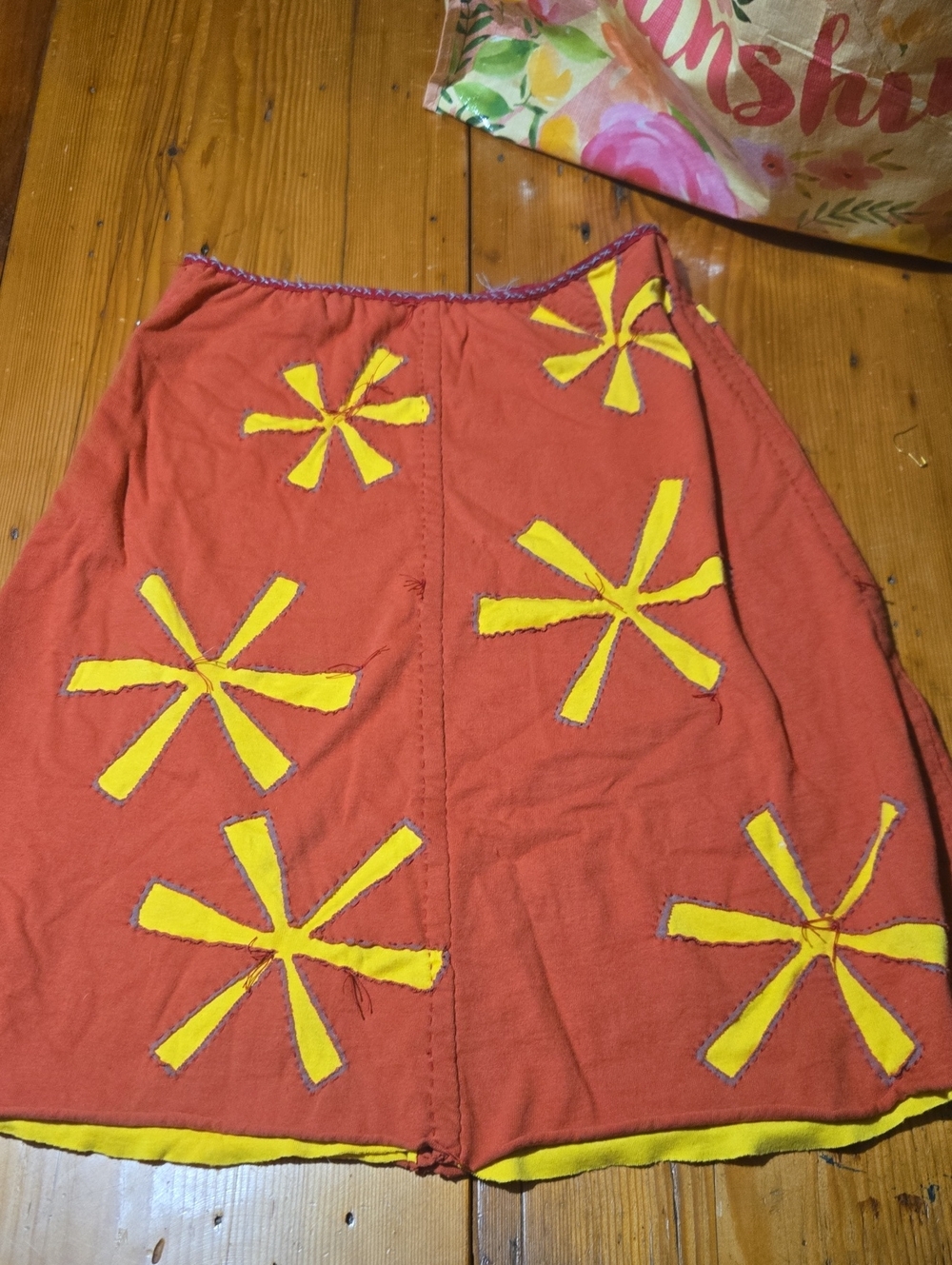 Women’s Floral Appliqué A-Line Skirt in Red with Yellow Accents Sz M/l  Original